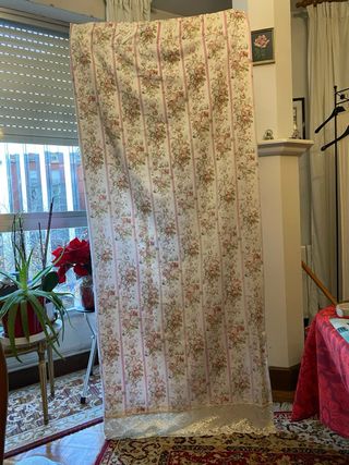 Conjunto colcha, cojines y cortinas