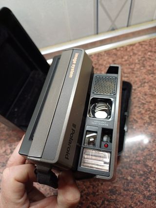 Cámara de fotos vintage Polaroid image