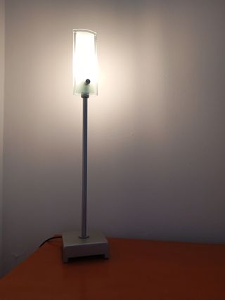 Lampara de mesa edición antigua Ikea