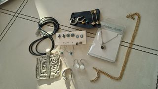 Lote Pendientes, collares y anillo NEW