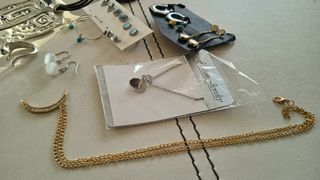 Lote Pendientes, collares y anillo NEW