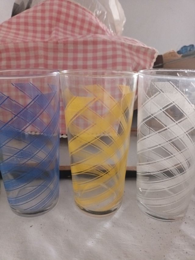 Vasos de colores