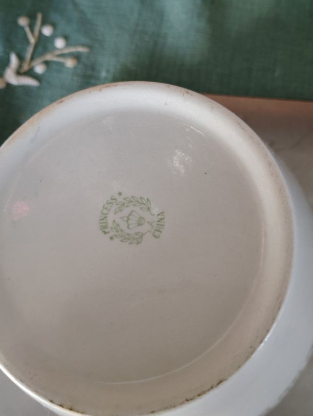 2 tazones sopa Princess diferentes