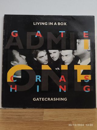 Vinilo Living In A Box - Gatecrashing