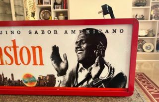 Rotulo luminoso Wiston