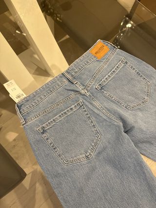 Hollister holgado de tiro bajo