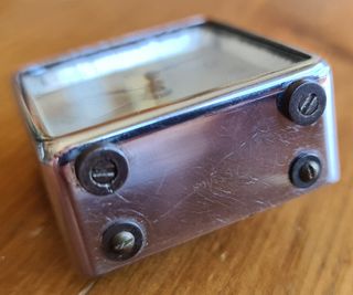 Despertador de viaje antiguo