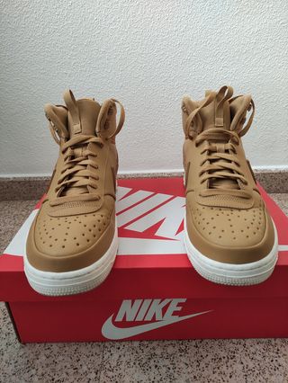 Nike Court Vision Mid Camel