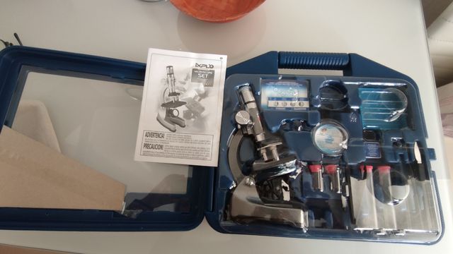 Microscopio escolar para primaria