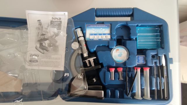 Microscopio escolar para primaria