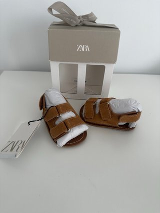 zara sandalias bebe