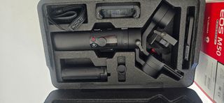 CanonM50+Gimbal ZhiYun cranem2 NEW