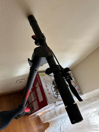 Patinete eléctrico Red Bull Race Teen