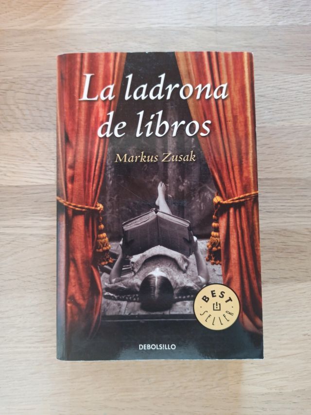 La ladrona de libros / The Book Thief (Spanish Edition)
