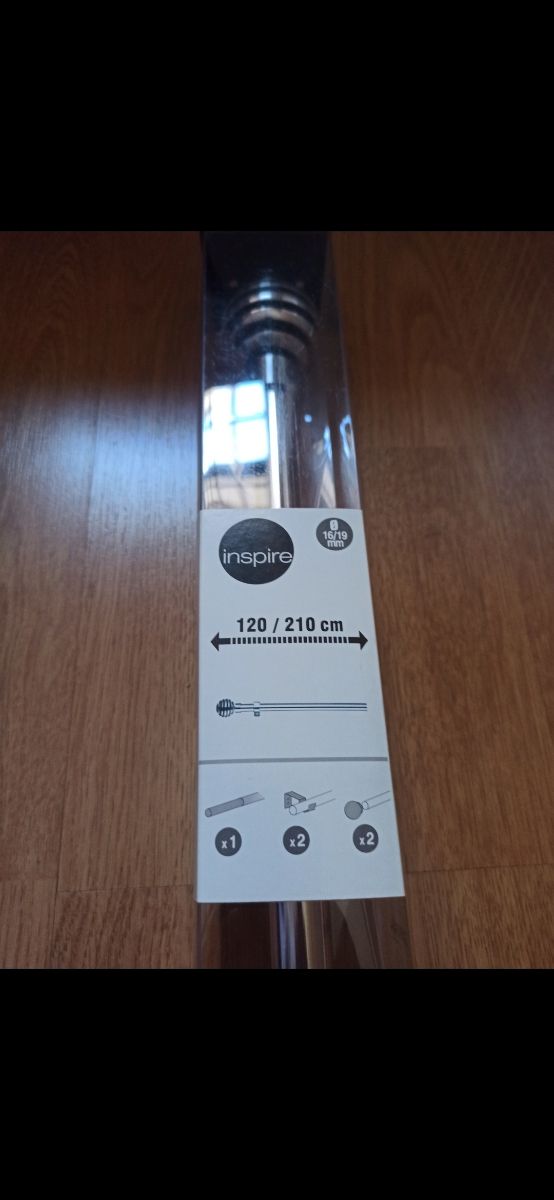 Barra de cortina plateada de 120 a 210cm