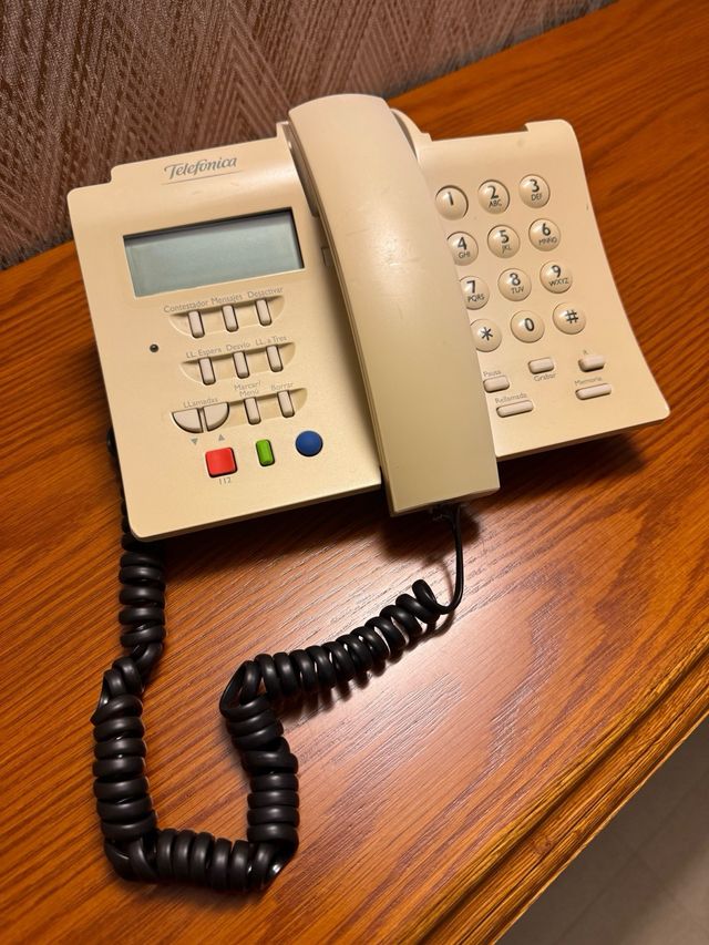 Llamada Telefónica Escuchar Mensajes De Voz Telefono Fijo