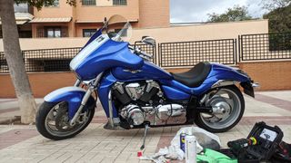 Moto intruder 1800