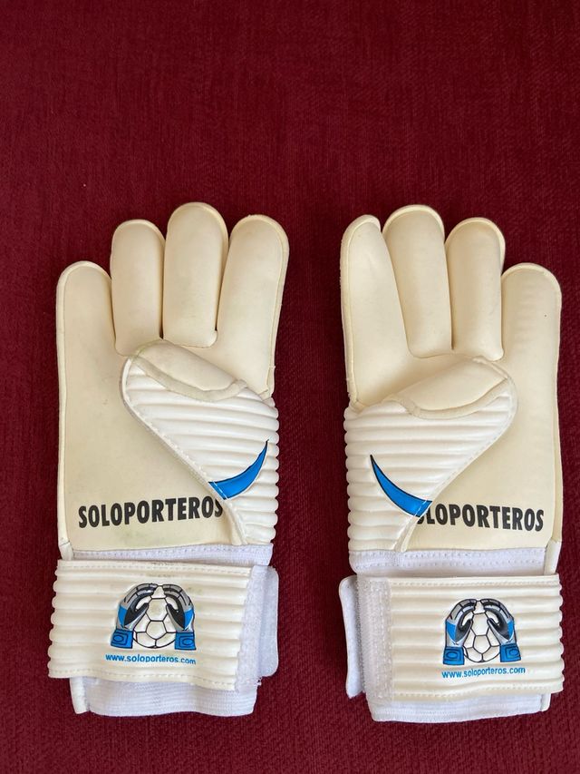 Guantes de portero nuevos sin uso