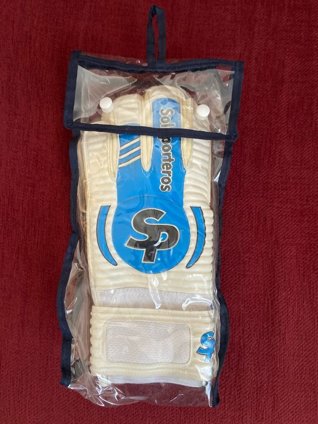 Guantes de portero nuevos sin uso
