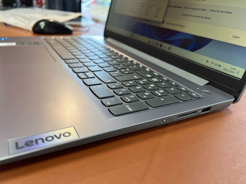 LENOVO IDEAPAD SLIM 3 #4V4DHY afbeelding 2
