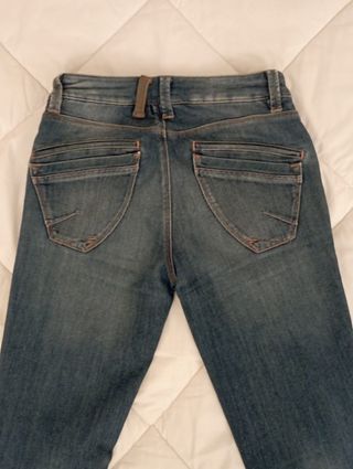 Vaqueros de MASSIMO DUTTI 