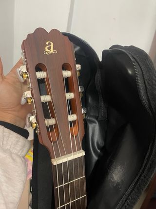 Guitarra nueva a estrenar