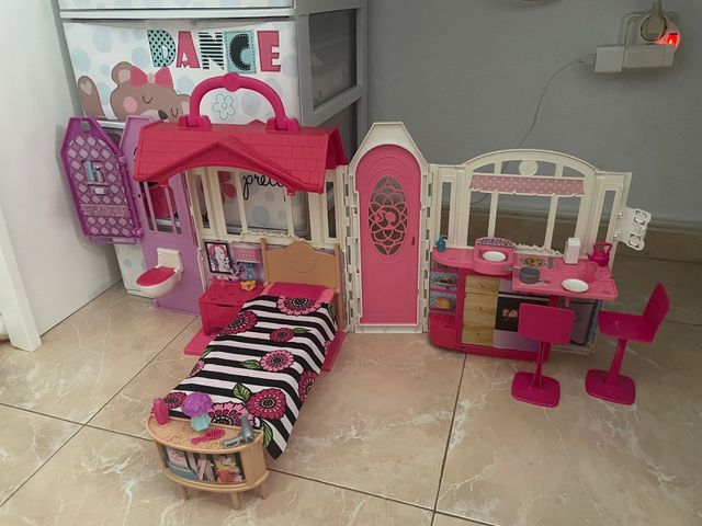 Casa de Barbie portátil