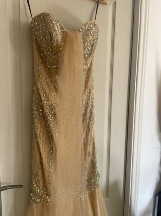 Traje de gala pedreria