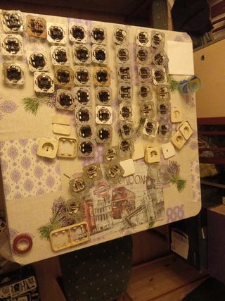 Marcos, embellecedores, mecanismos...