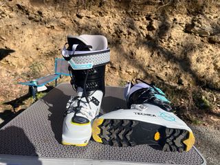 Botas esqui de travesia Tecnica zero G mujer T24
