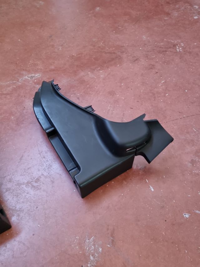 Plasticos cinturones Civic TypeR Ep3