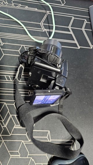 Camara Sony DSC H50