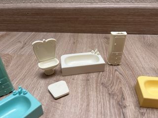 Mobiliario pin y pon