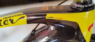 Bicicleta mtb carbono.