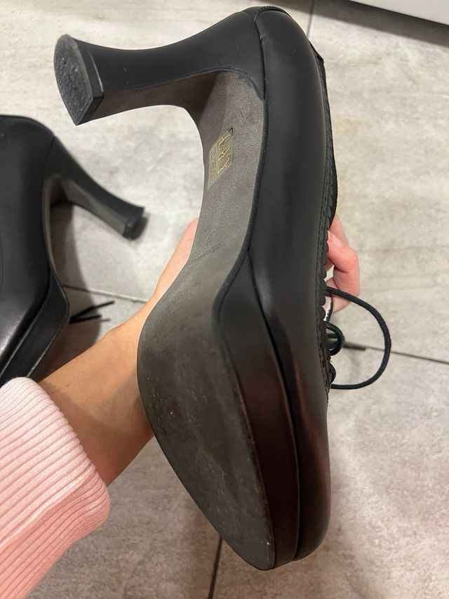 Zapatos negros tacon Ana Monsalve