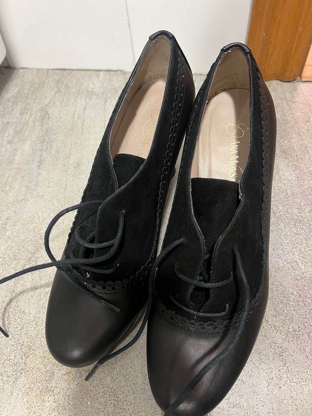 Zapatos negros tacon Ana Monsalve