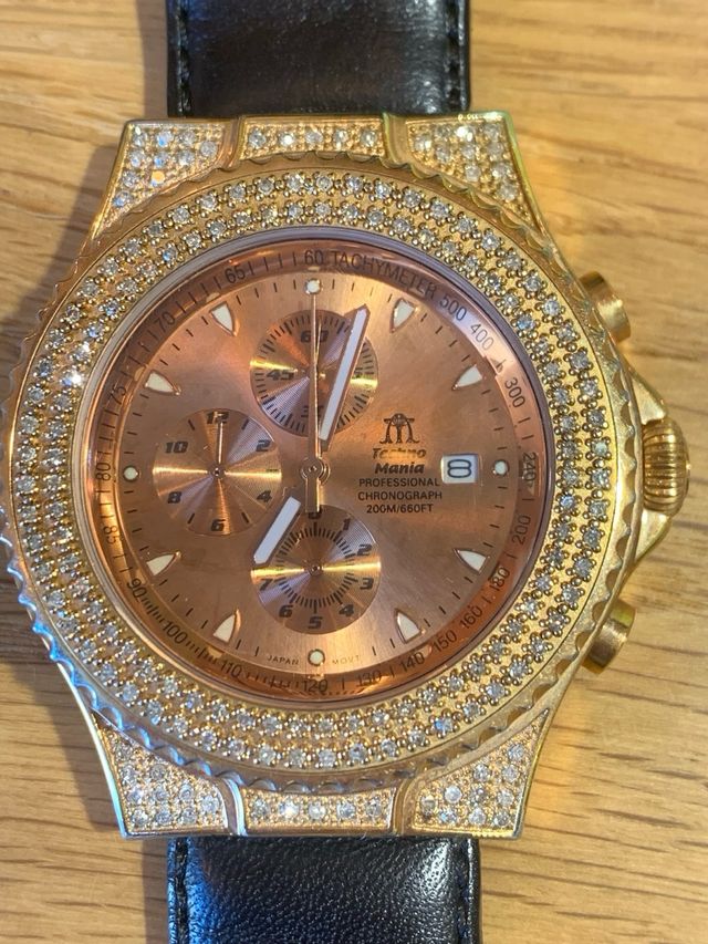 Reloj de diamantes Techno Mania