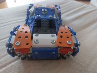 Coche Mecanno