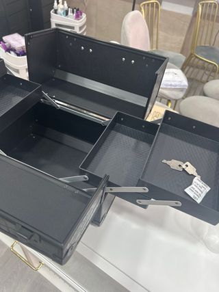 Maletin organizador en cuero negro