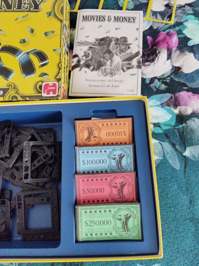 Vecchi giochi, film e soldi