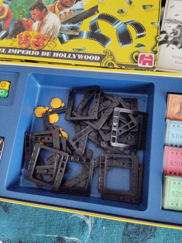 Vecchi giochi, film e soldi