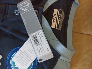 Maglia e statua Maradona