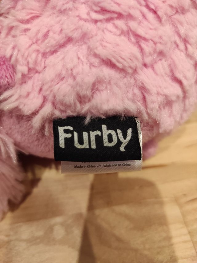 Peluche Furby Hasbro Famosa 2013