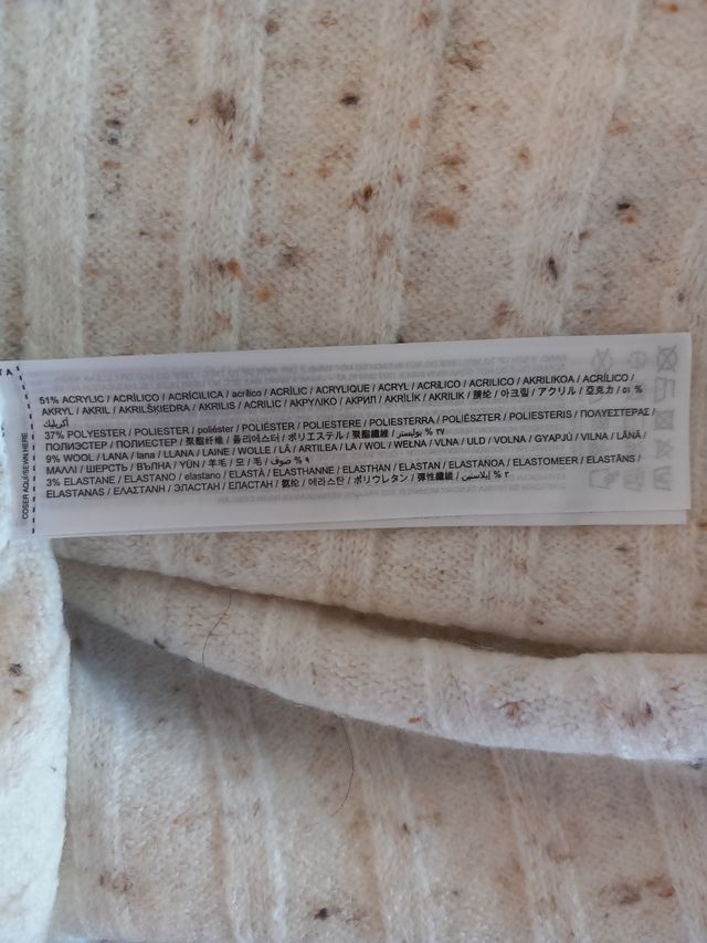 Maglione a collo alto beige