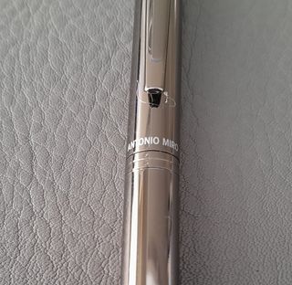 Bolígrafo Antonio Miró