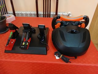 Trusmaster t 300 xbox.