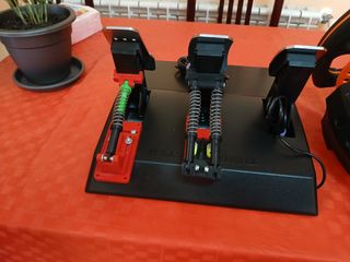 Trusmaster t 300 xbox.