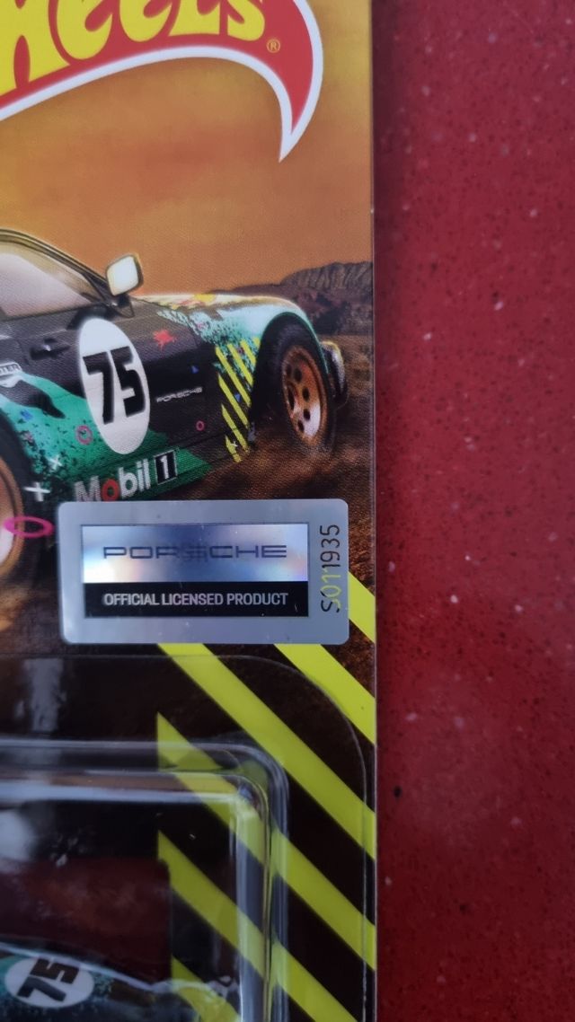 Hot Wheels Porsche 955 DIRTMEISTER