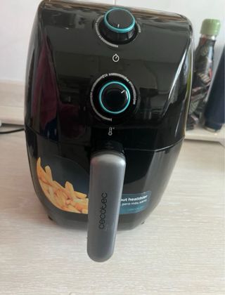 Aspiradora y airfryer Cecotec