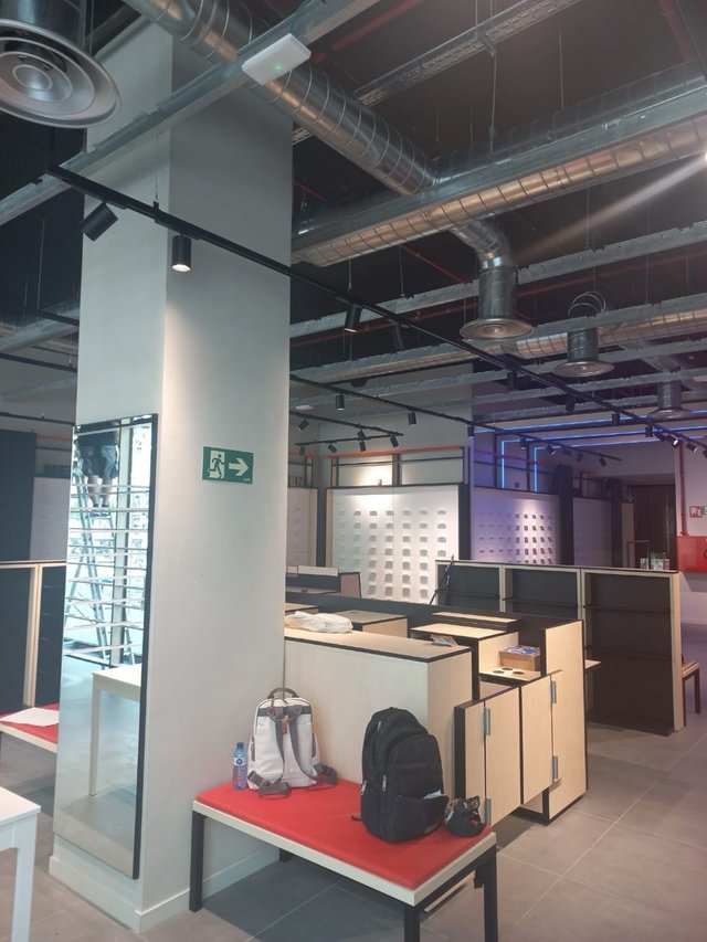 Estanterias para tienda